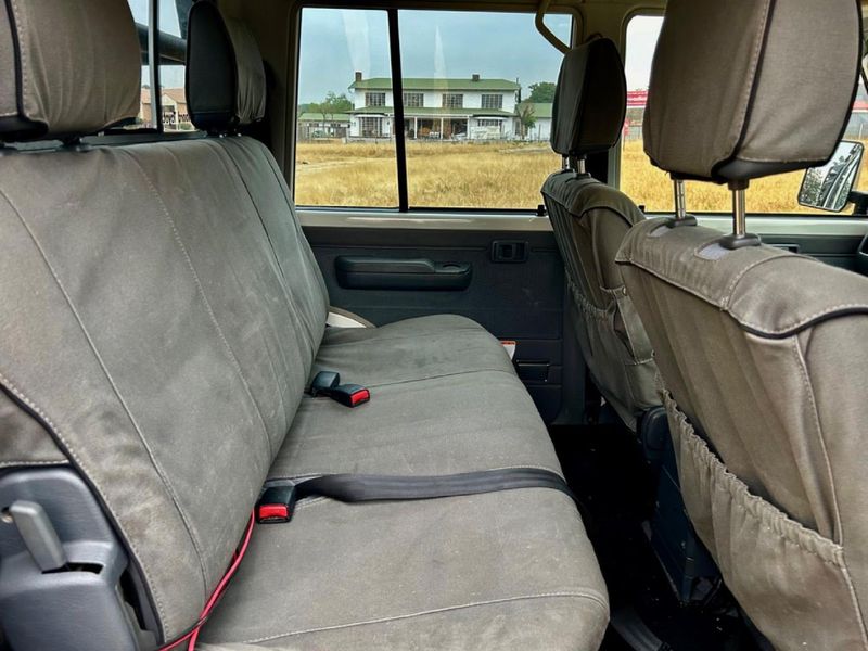 Used Toyota Land Cruiser 79 4.5 D DoubleCab for sale in Gauteng Cars