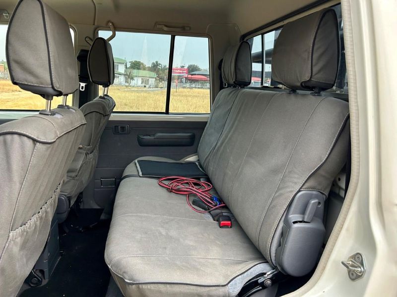 Used Toyota Land Cruiser 79 4.5 D DoubleCab for sale in Gauteng Cars