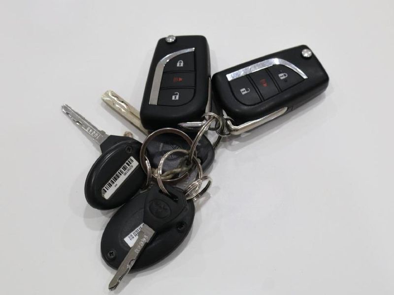 Used Toyota Hilux 2.4 GD6 Raised Body Raider Auto DoubleCab for sale