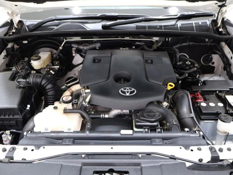 Used Toyota Hilux 2.4 GD6 Raised Body Raider Auto DoubleCab for sale