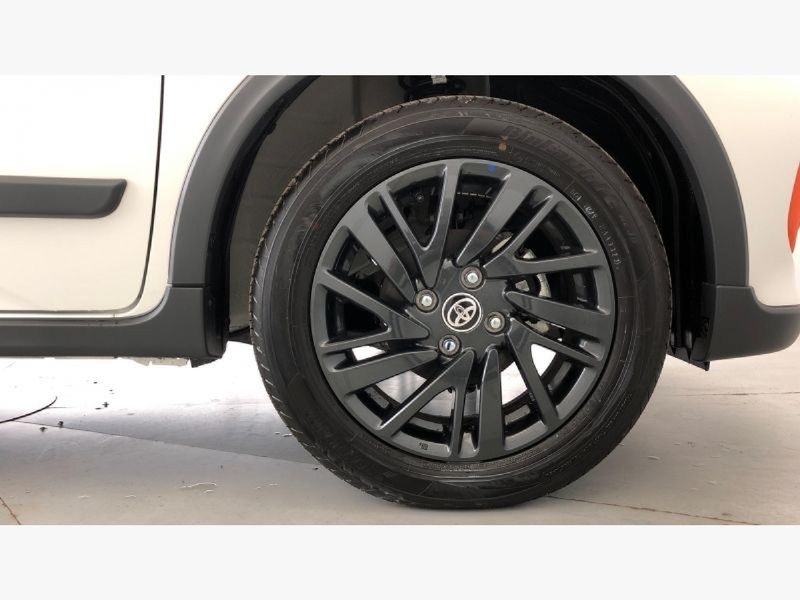 Used Toyota Vitz 1.0 XR XCite for sale in Kwazulu Natal Cars.co.za