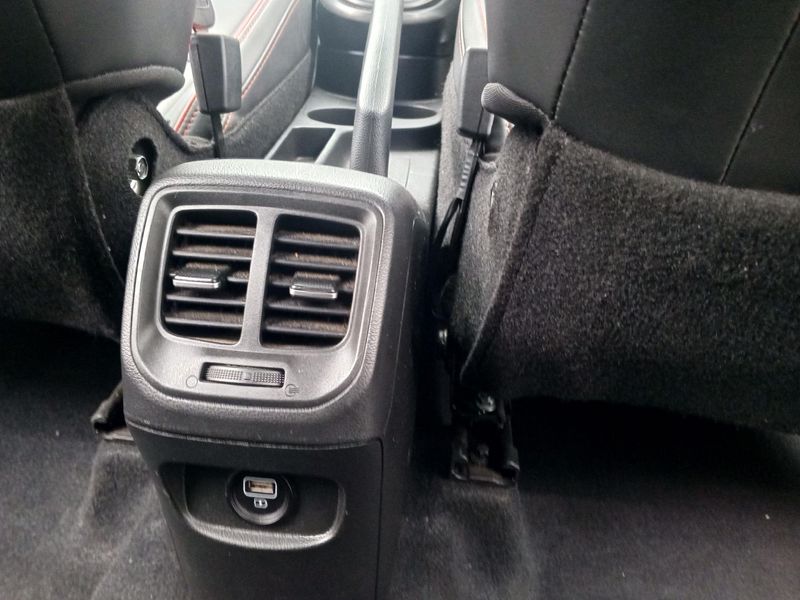 Used Hyundai Grand i10 1.0 Fluid for sale in Kwazulu Natal Cars.co.za