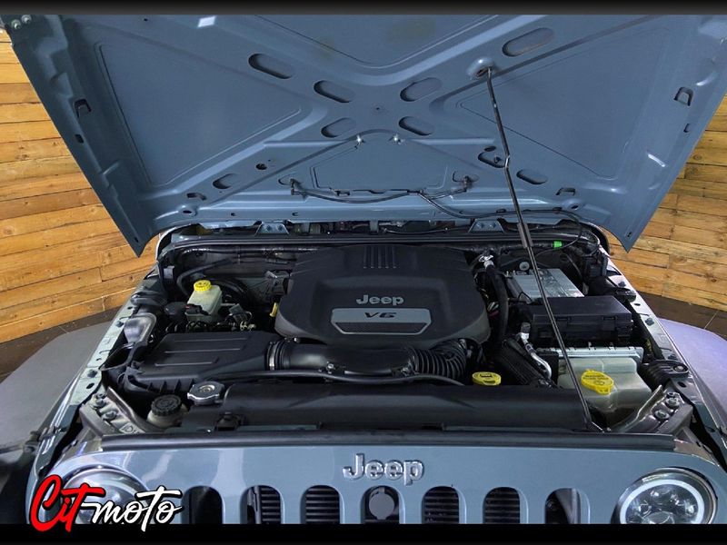 Used Jeep Wrangler Unlimited Rubicon 3.6 V6 Auto for sale in Gauteng