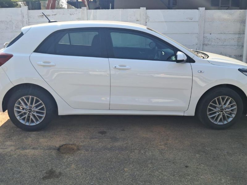 Used Kia Rio 1.4 LS 5 DR MANUAL for sale in Gauteng Cars.co.za (ID
