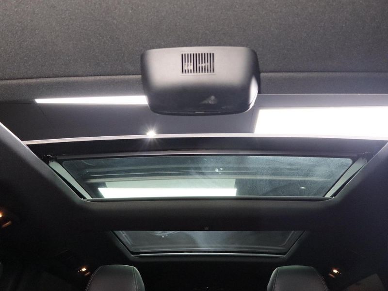 Used MercedesBenz Vito V300d Special Edition for sale in North West