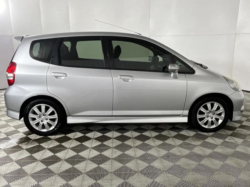 Used Honda Jazz 1.5i for sale in Gauteng Cars.co.za (ID9743836)