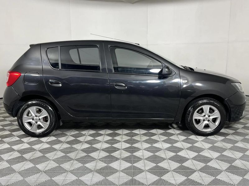 Used Renault Sandero 900T Dynamique for sale in Western Cape Cars.co