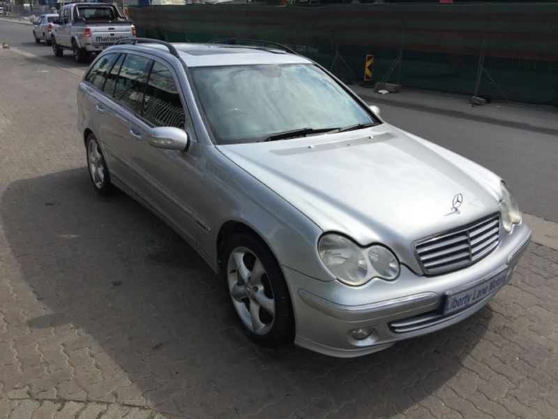 Used MercedesBenz CClass C 200K Estate Classic for sale in Gauteng
