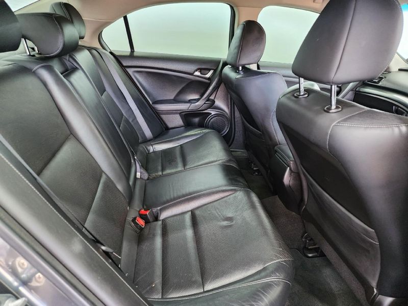 Used Honda Accord 2.0i Auto for sale in Gauteng Cars.co.za (ID9745620)