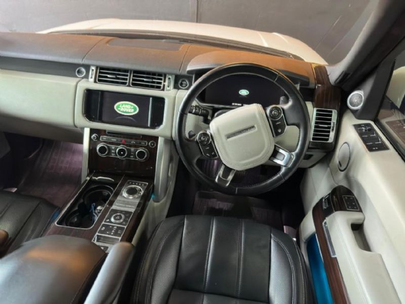 Used Land Rover Range Rover 4.4 SD V8 Autobiography for sale in Gauteng