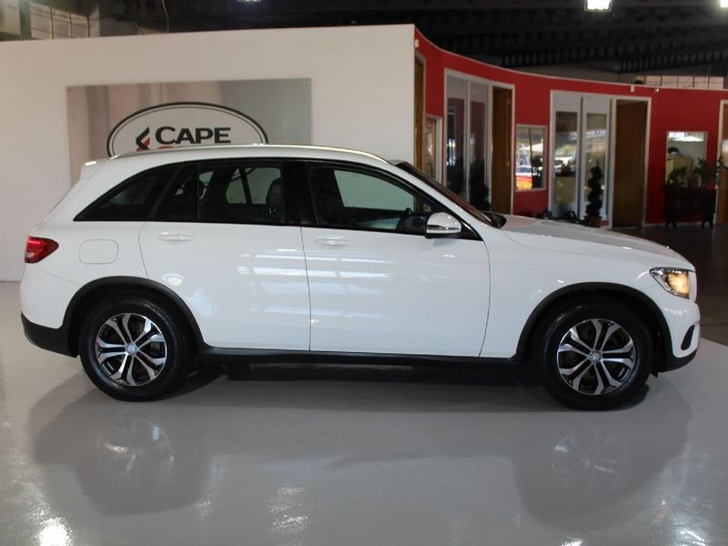 Used MercedesBenz GLC 220D EXCLUSIVE 9SPEED AUTOMATIC 4 MATIC for