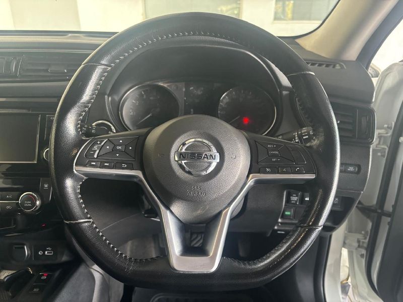 Used Nissan XTrail 2.5 Acenta 4x4 Auto for sale in Gauteng Cars.co