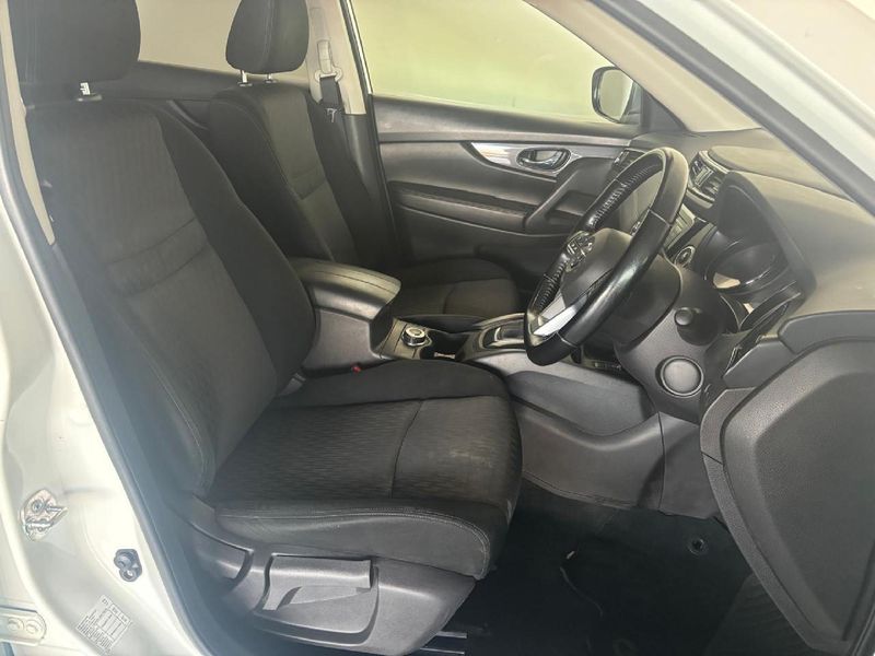 Used Nissan XTrail 2.5 Acenta 4x4 Auto for sale in Gauteng Cars.co