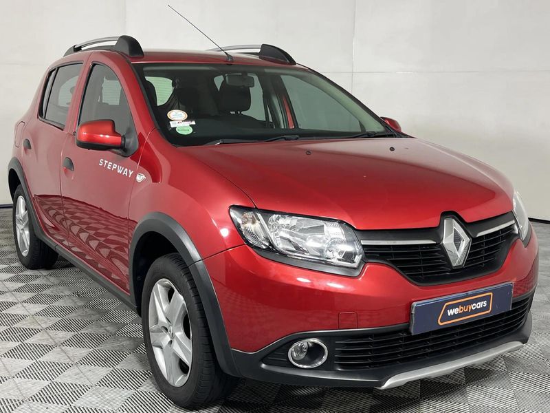 Used Renault Sandero 900T Stepway for sale in Western Cape Cars.co.za