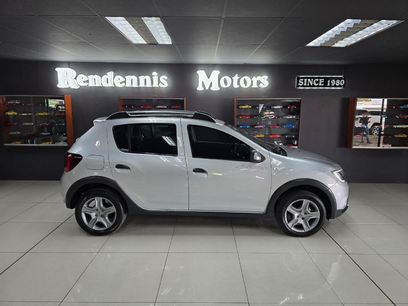 Used Renault Sandero 900T Stepway Expression for sale in Free State