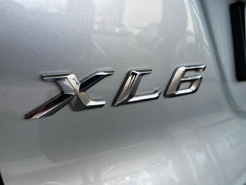 Used Suzuki XL6 1.5 GLX Auto for sale in Western Cape Cars.co.za (ID