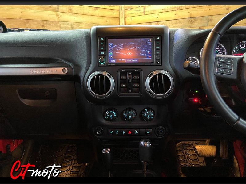 Used Jeep Wrangler Unlimited Rubicon 3.6 V6 Auto for sale in Gauteng