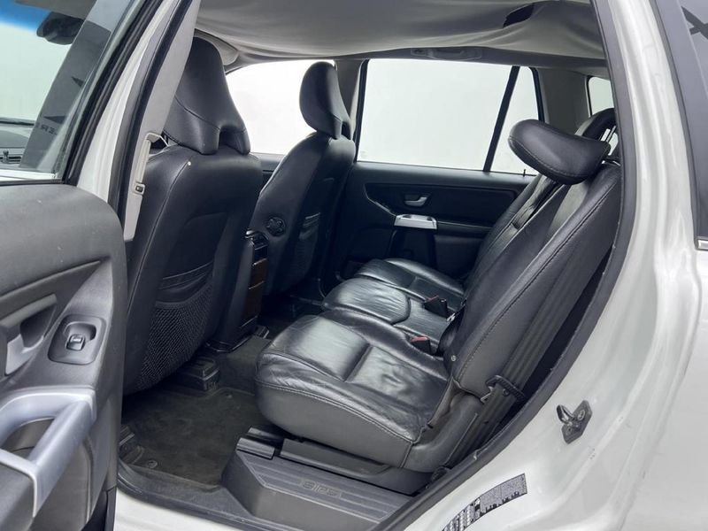 Used Volvo XC90 2.5 T for sale in Gauteng Cars.co.za (ID9750202)