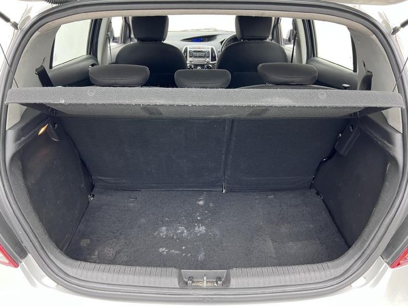 Used Hyundai i20 1.4 Fluid for sale in Gauteng Cars.co.za (ID9750212)