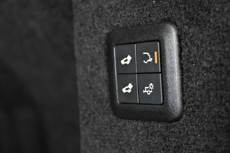 Used Land Rover Range Rover Sport 3.0 D HSE (190kW) for sale in Western