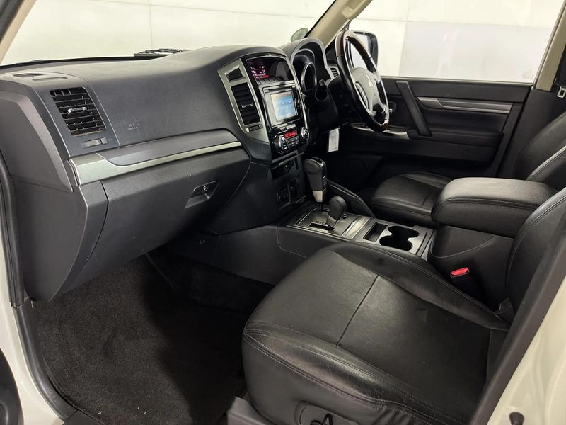 Used Mitsubishi Pajero 3.2 DiDc GLS Auto for sale in Gauteng Cars.co