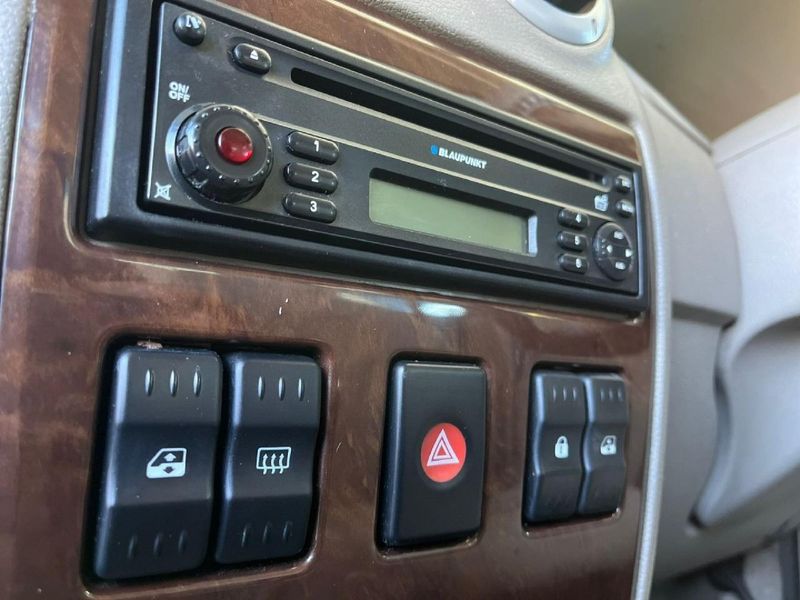 Used Renault Logan 1.6 Expression for sale in Gauteng Cars.co.za (ID