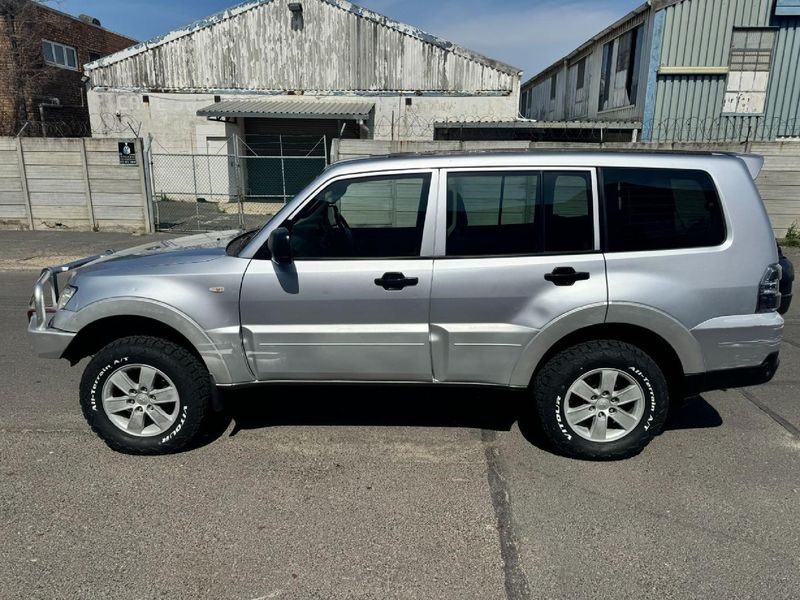 Used Mitsubishi Pajero 3.2 DiDc GLX Auto for sale in Western Cape