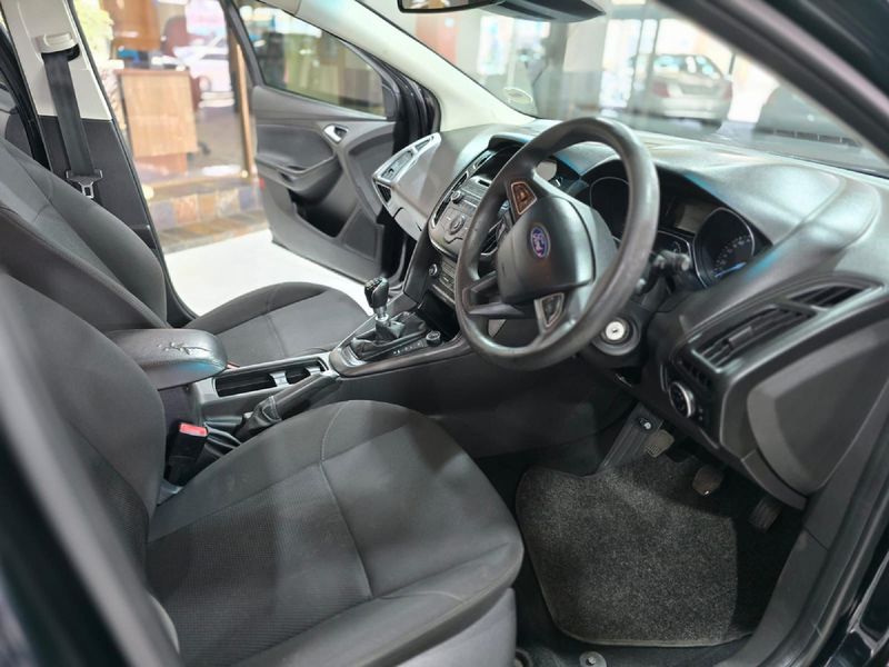 Used Ford Focus 1.0 EcoBoost Trend 5dr for sale in Gauteng Cars.co