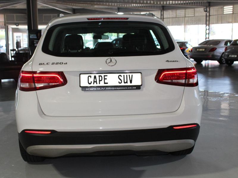 Used MercedesBenz GLC 220D EXCLUSIVE 9SPEED AUTOMATIC 4 MATIC for