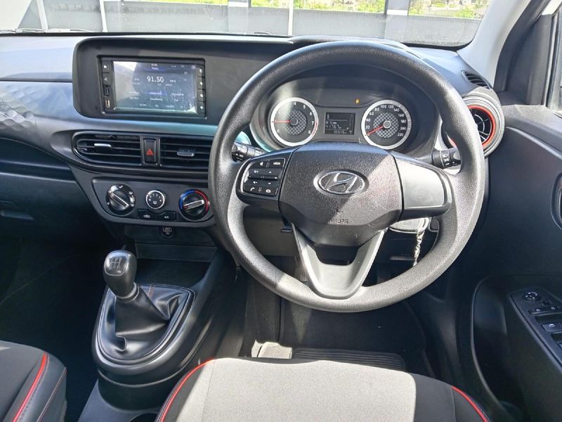 Used Hyundai Grand i10 1.0 Fluid for sale in Kwazulu Natal Cars.co.za