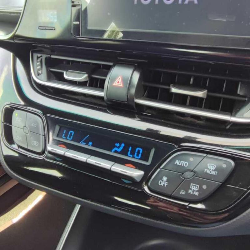 Used Toyota CHR 1.2T Plus for sale in Eastern Cape Cars.co.za (ID