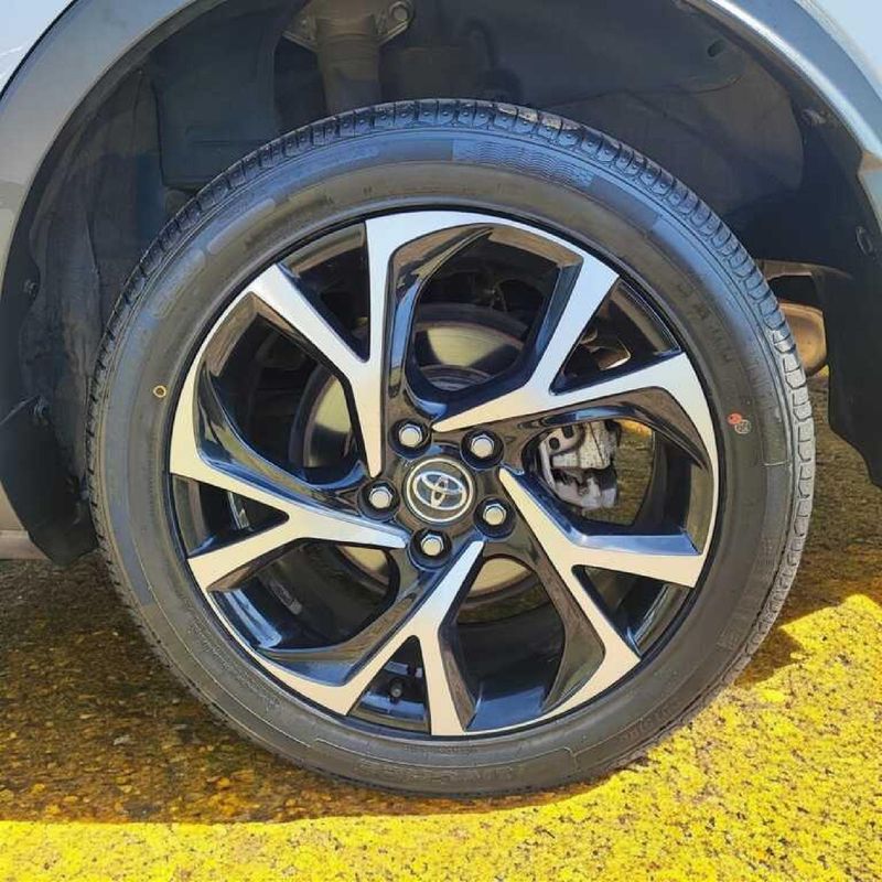 Used Toyota CHR 1.2T Plus for sale in Eastern Cape Cars.co.za (ID