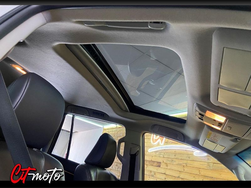 Used Toyota Land Cruiser Prado 3.0 TDI VX Auto for sale in Gauteng