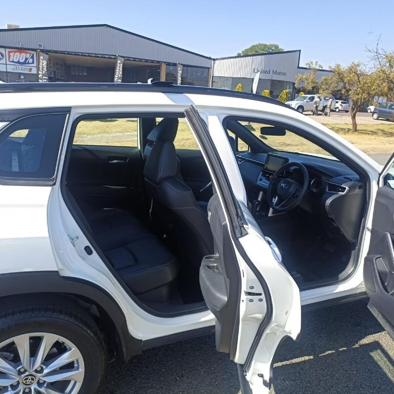 Used Toyota Corolla Cross 1.8 XS Hybrid for sale in Kwazulu Natal