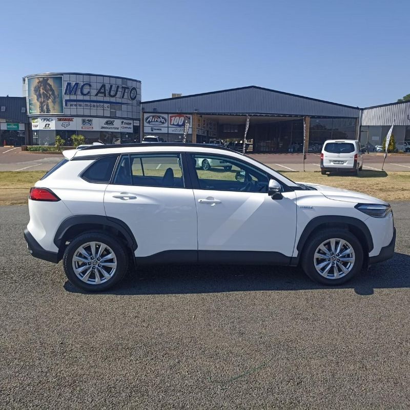 Used Toyota Corolla Cross 1.8 XS Hybrid for sale in Kwazulu Natal