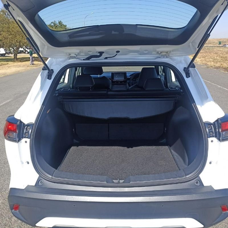 Used Toyota Corolla Cross 1.8 XS Hybrid for sale in Kwazulu Natal