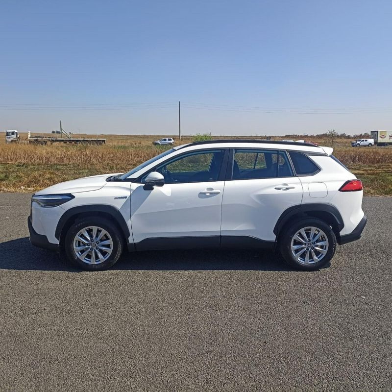 Used Toyota Corolla Cross 1.8 XS Hybrid for sale in Kwazulu Natal