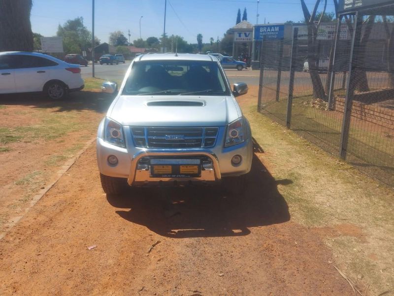 Used Isuzu KB KB 300 TDI LX D/C MANUAL for sale in Mpumalanga Cars.co