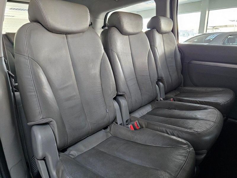 Used Kia Sedona 3.8 V6 Auto for sale in Gauteng Cars.co.za (ID9791830)