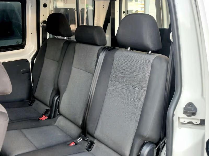 Used Volkswagen Caddy 4 CrewBus 1.6i 7seatrELECTRICIANPLUMBERS DREAM