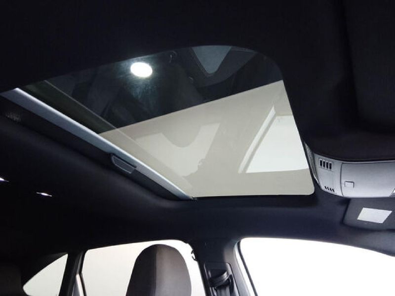 Used Volkswagen Taigo 1.0 TSI RLine Auto for sale in Gauteng Cars.co