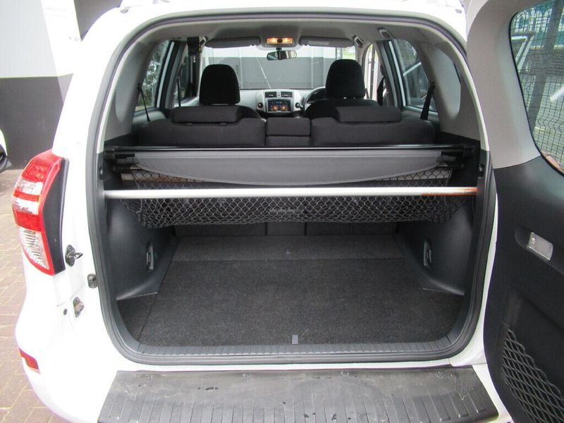 Used Toyota RAV4 2.0 GX for sale in Western Cape Cars.co.za (ID9792451)