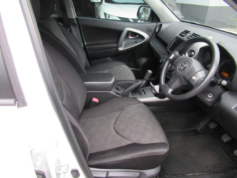 Used Toyota RAV4 2.0 GX for sale in Western Cape Cars.co.za (ID9792451)