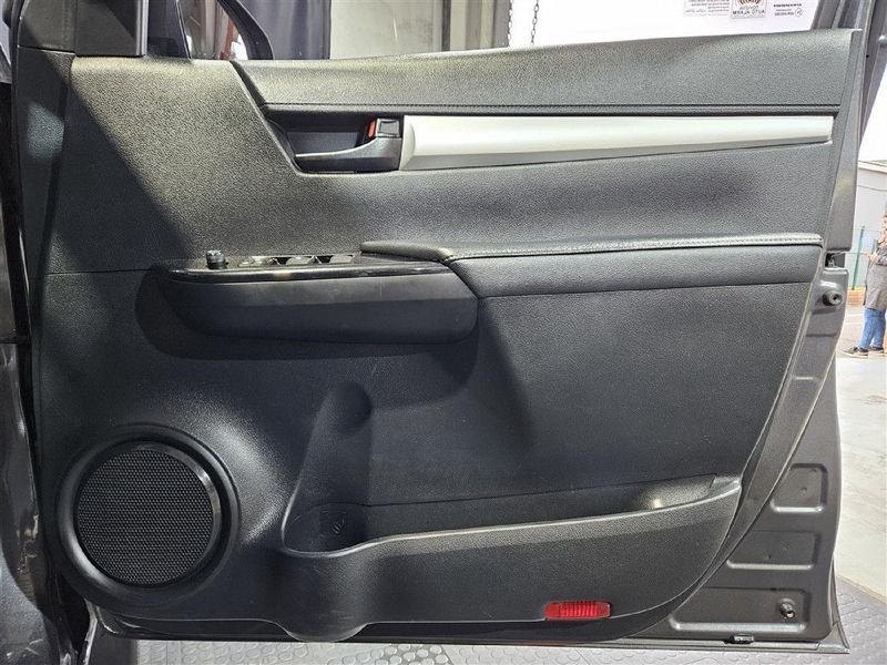 Used Toyota Hilux 2.4 GD6 Raised Body Raider Auto DoubleCab for sale