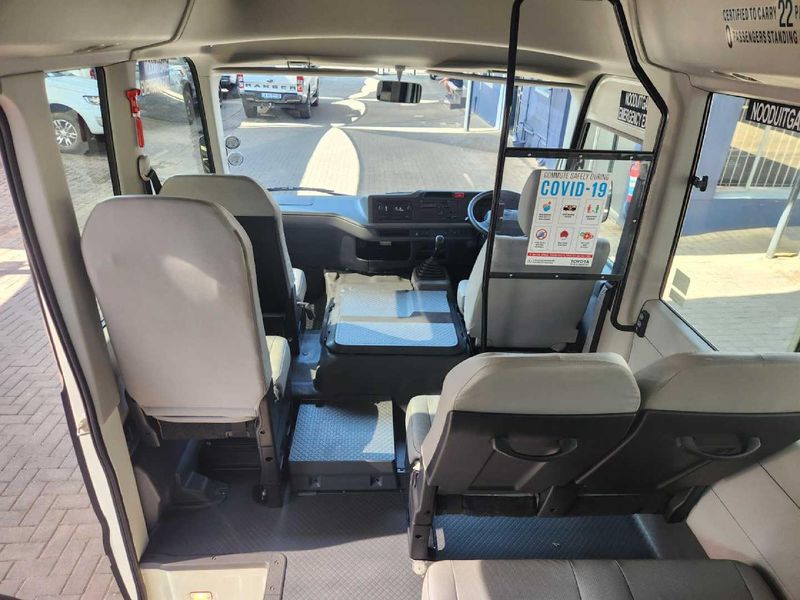 Used Toyota Coaster 4.0D 23Seater B/S for sale in Gauteng Cars.co.za