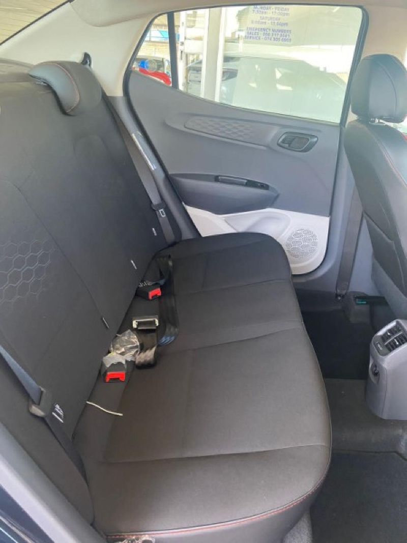 Used Hyundai Grand i10 1.2 Fluid Sedan for sale in Kwazulu Natal Cars