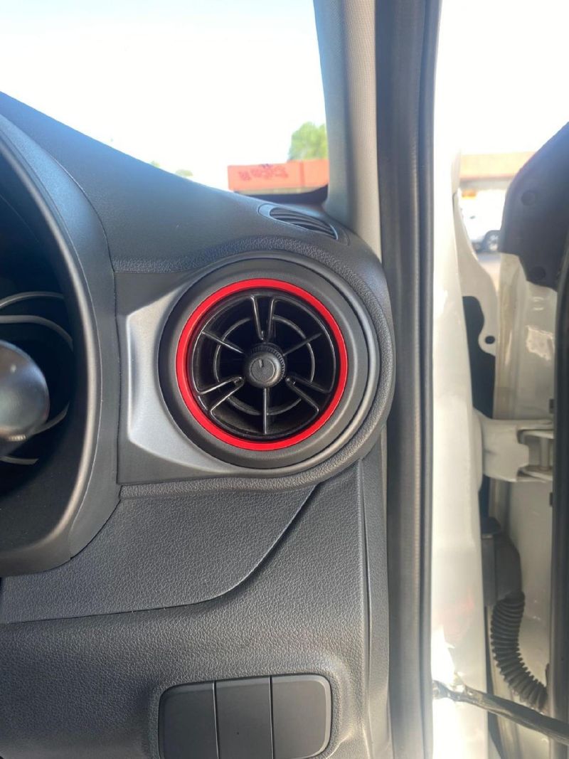 Used Hyundai Grand i10 1.0 Fluid for sale in Kwazulu Natal Cars.co.za