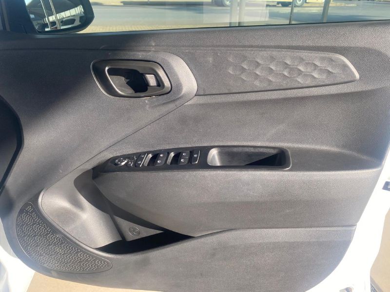 Used Hyundai Grand i10 1.0 Fluid for sale in Kwazulu Natal Cars.co.za