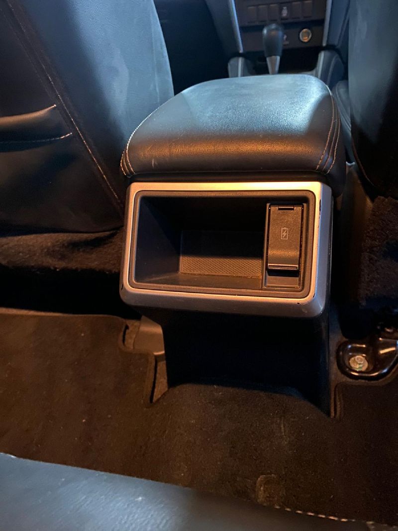 Used Mitsubishi Triton 2.4 DiDc 4x4 Auto DoubleCab for sale in