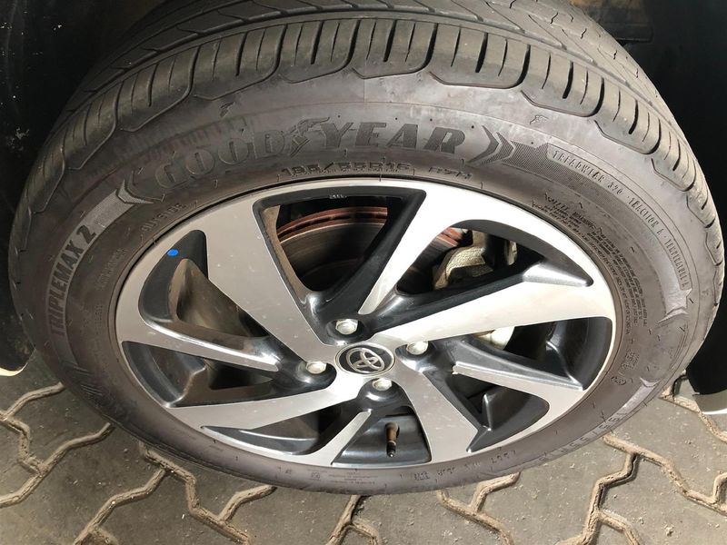 Used Toyota Starlet 1.5 XS Auto for sale in Gauteng Cars.co.za (ID